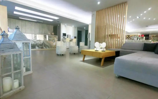 Anna Hotel