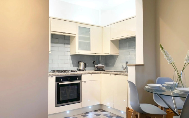 Forest Park Apartment