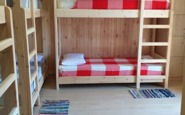 Olvia Guesthouse - Hostel