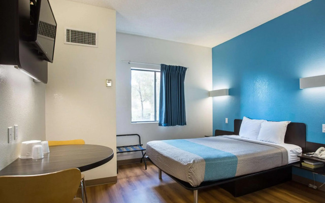 Motel 6 Page, AZ