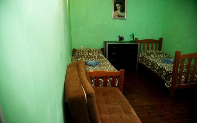 Guesthouse Different