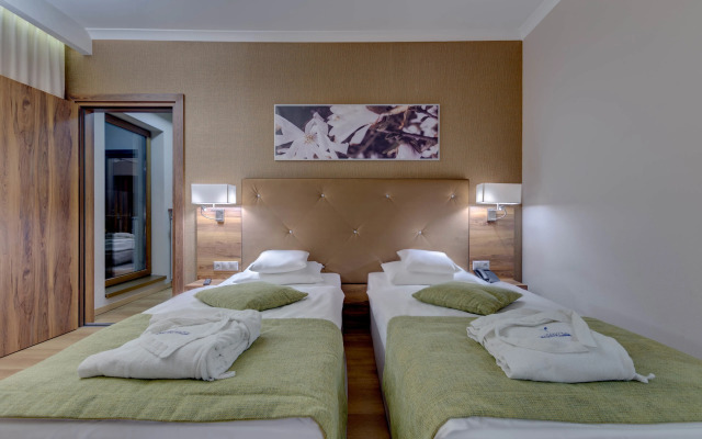 Mineral Hotel Malinowy Raj