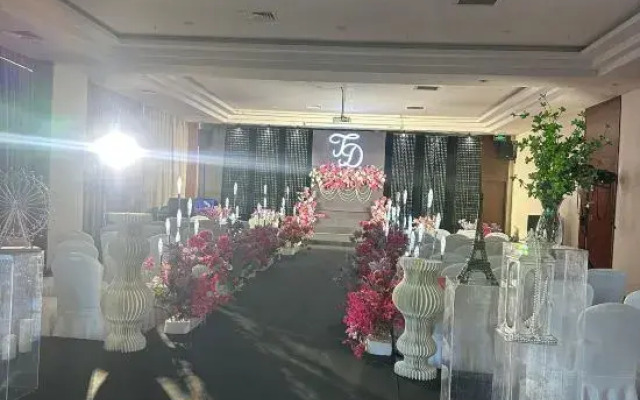 Jining INZONE GARLAND SELECTION Hotel (Nanchi Park Railway Station)