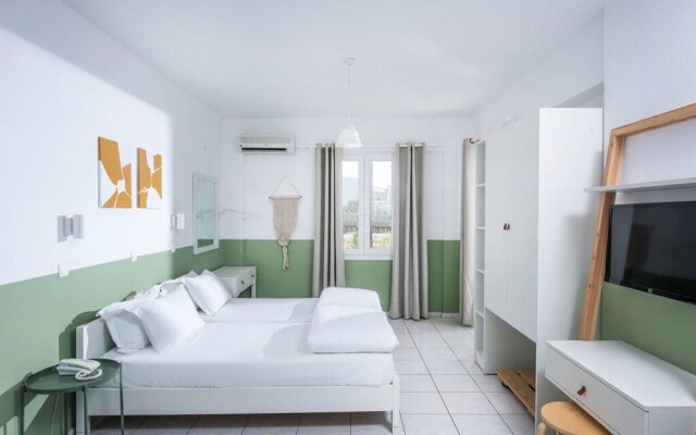 Noble Hotel Suites - Adults Only