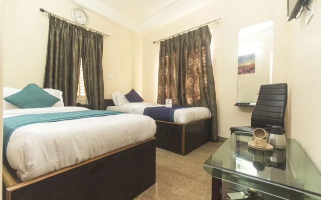Sky Line Lodge by OYO Rooms