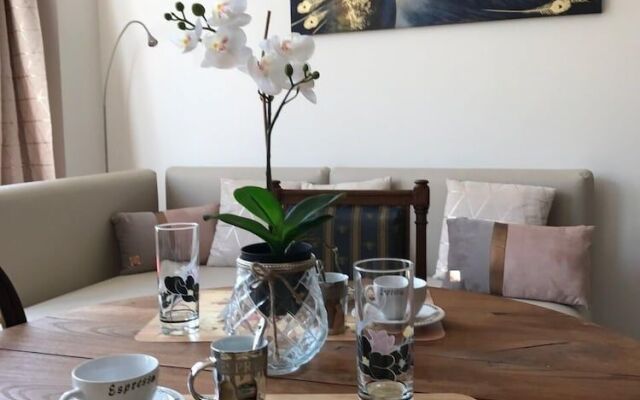 Exclusive Flats Sainte-Catherine Art