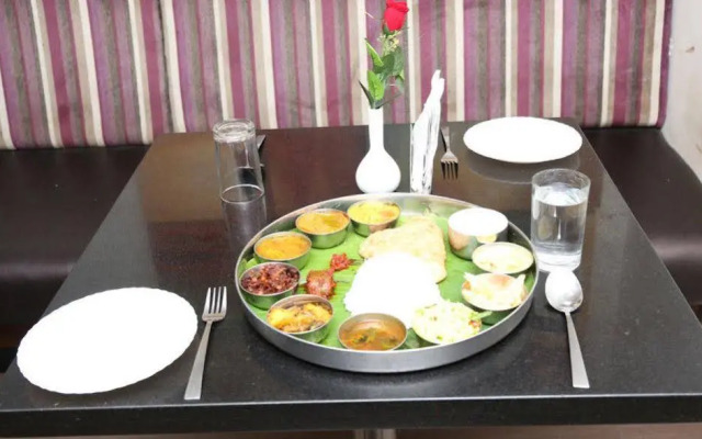 Hotel Anand Regency