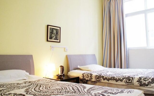 Luoyang Longmen Youth Hostel
