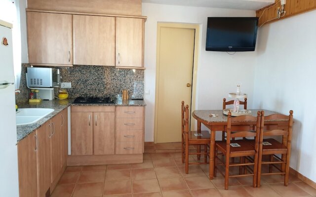 Apartment with One Bedroom in Poble Nou, with Furnished Terrace And Wifi - 6 Km From the Beach