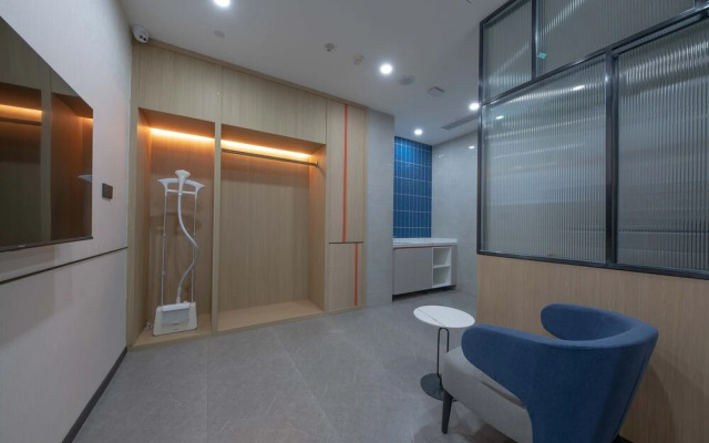 Holiday Inn Express Chongqing Caiyun Lake by IHG