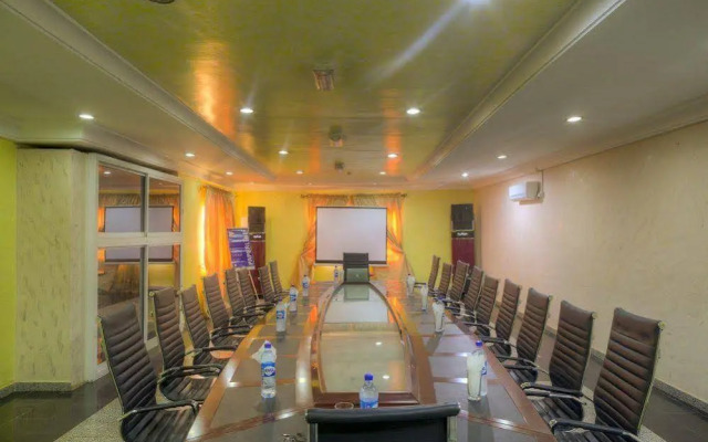 Lapour Hotels Ltd