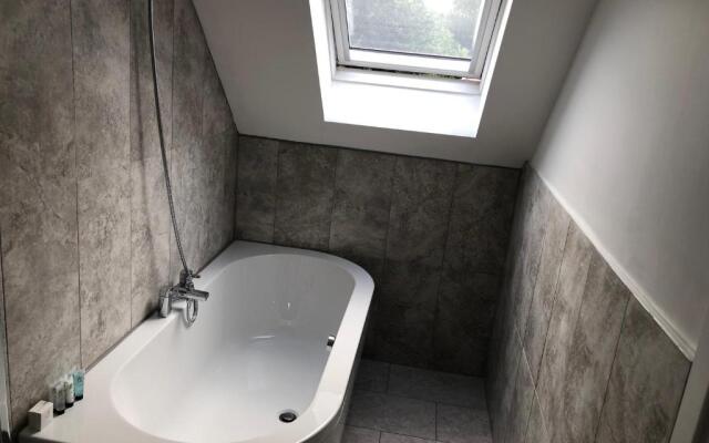 Hamilton Arms Suites