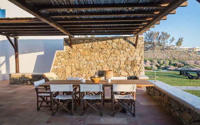 Mykopetra Villas