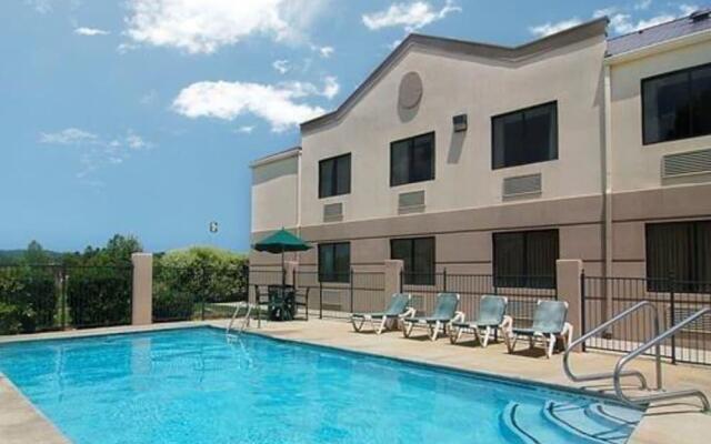 Comfort Inn And Suites