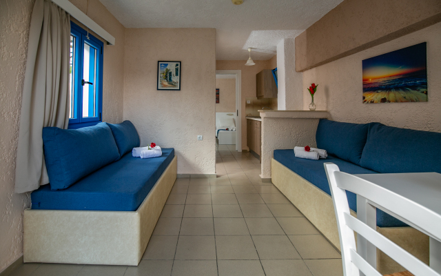 Mareva Hotel Apartments