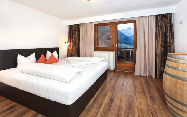 A CASA Rubin Chalet & Studio Resort