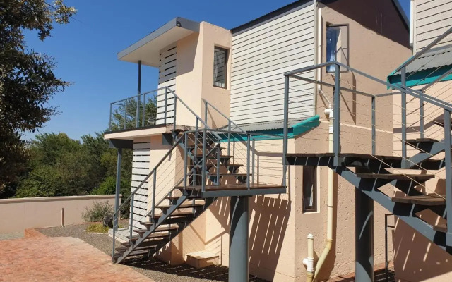 Vaal de Grace River Village