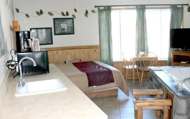 Rodeway Inn & Suites Fireside Lodge