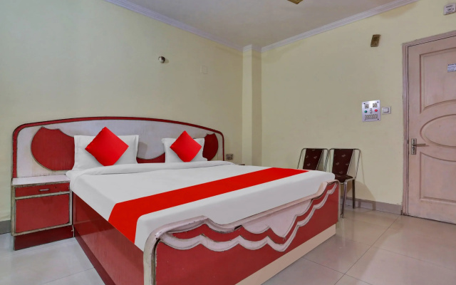 Hotel Abhishek Residency By The Arrow