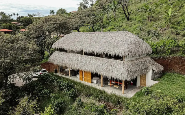 Rustic Ranch in the Paradise