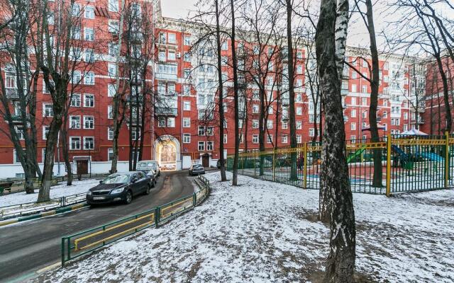 Spacy Apartment Near Moscow State University