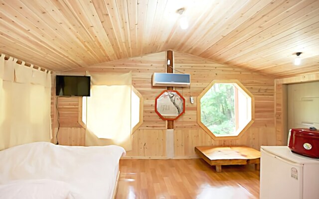 Yeongwol Muksan Guan Pension