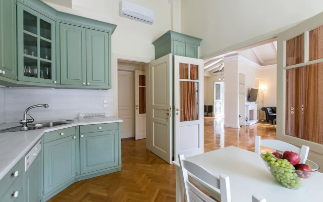 Aerides 3 Luxury Suites