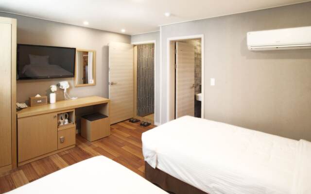 Business Hotel Haeundae S