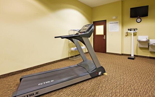 Holiday Inn Express &Suites Snyder by IHG