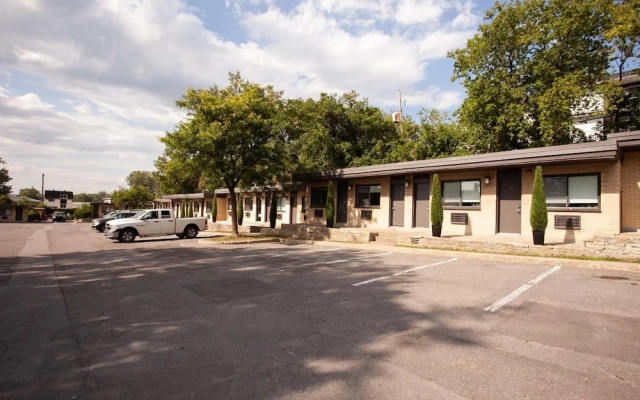 Motel Newstar Laval