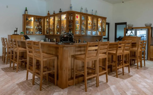 Sandune Lodge