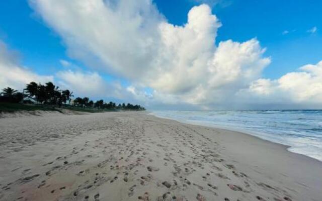 Praia Do Sol Triplex Beach House