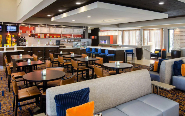 Courtyard by Marriott Greenville Haywood Mall