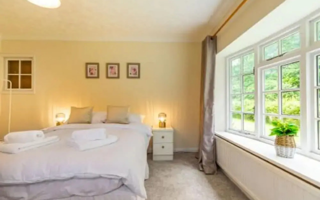 Host Stay Alderfen View