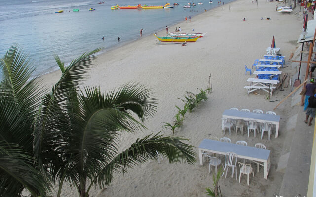 White Beach Hotel Puerto Galera powered by Cocotel