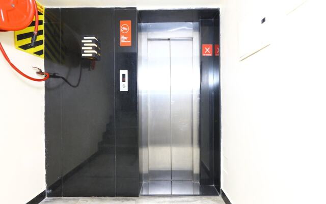 OYO 6759 Hotel Sky Park