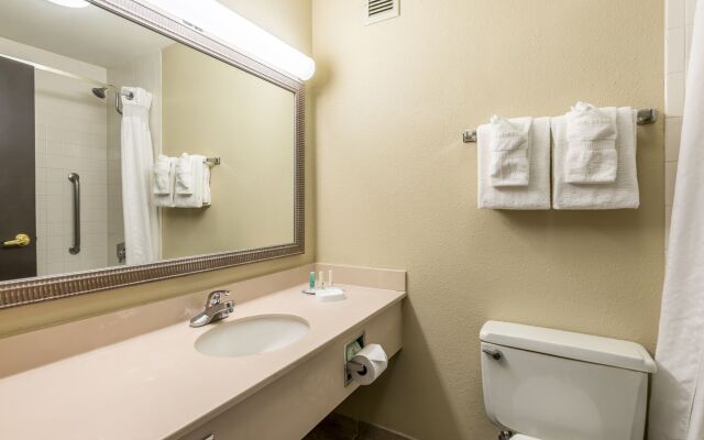 Clarion Hotel - Cincinnati North