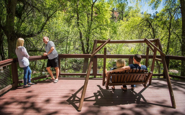 Arroyo Roble Resort at Oak Creek