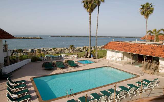 Oceanside Marina Suites