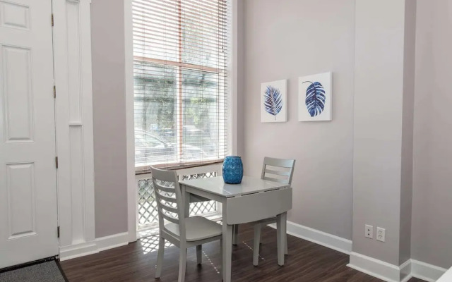 Heart of Mainstrasse Apt 1