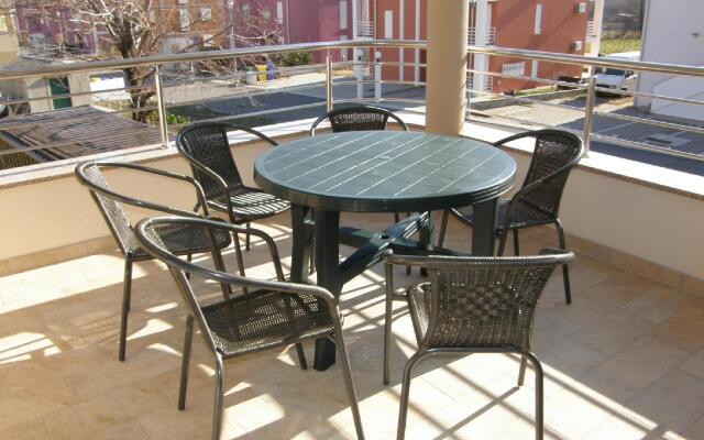 Smojver - Two Bedroom No.3