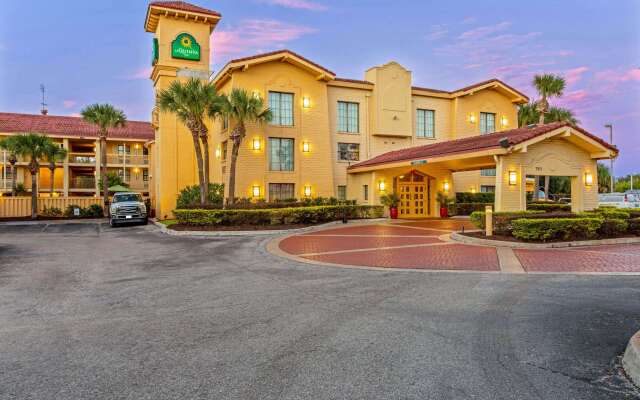 La Quinta Inn by Wyndham Orlando Airport West