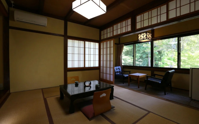 Nukumorino-yado Komanoyu