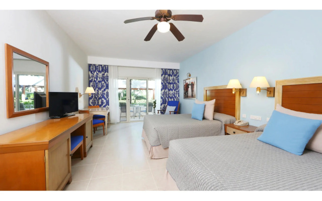 Iberostar Waves Punta Cana