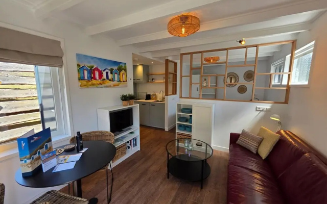 Charming and Cozy Furnished 2-person Studio Apartment