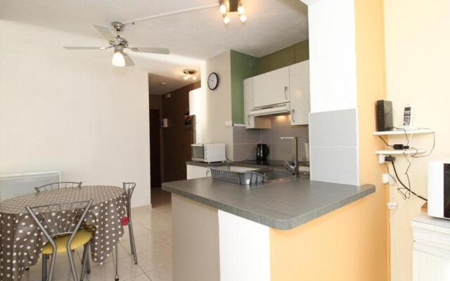 Appartement Balaruc-les-Bains, 2 pièces, 2 personnes - FR-1-553-130