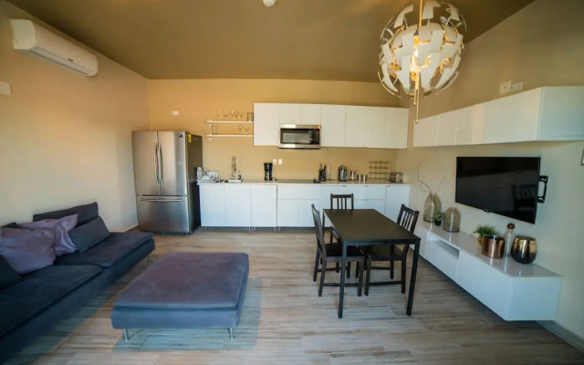California Comfort and Suites