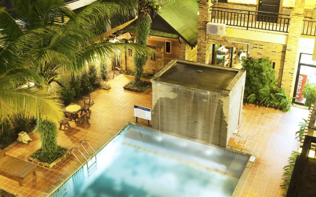 Motive Cottage Resort