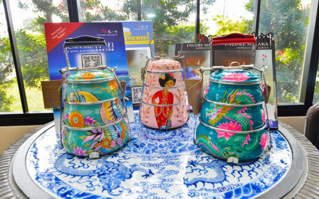 The Settlement Hotel