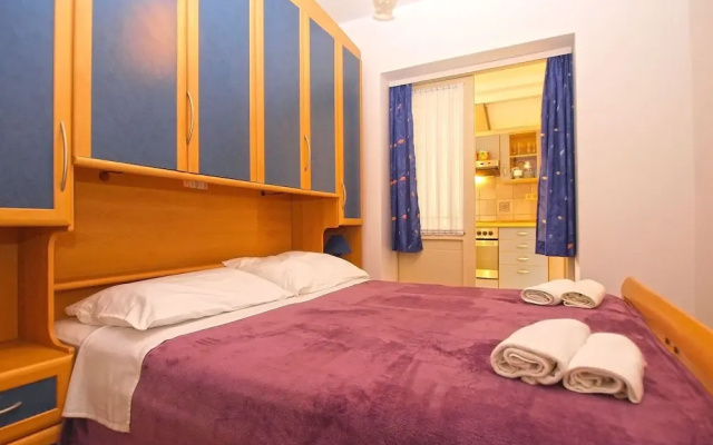 Apartment 1544
